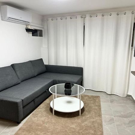 Апартаменты דירת אירוח ימית Бейт-Шеан Экстерьер фото